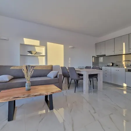 Climata House * Páros